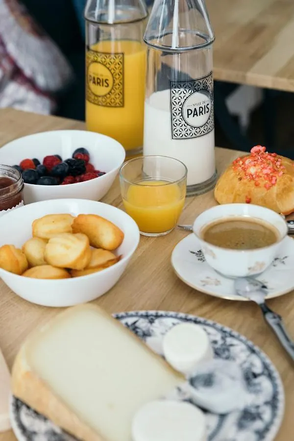 Bed & Breakfast Chez Pepe Merle - Chambres D'Hotes Au Coeur De Paris