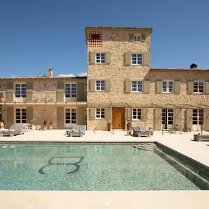 domaine-de-la-chapelle.fr-provencehotel.com/