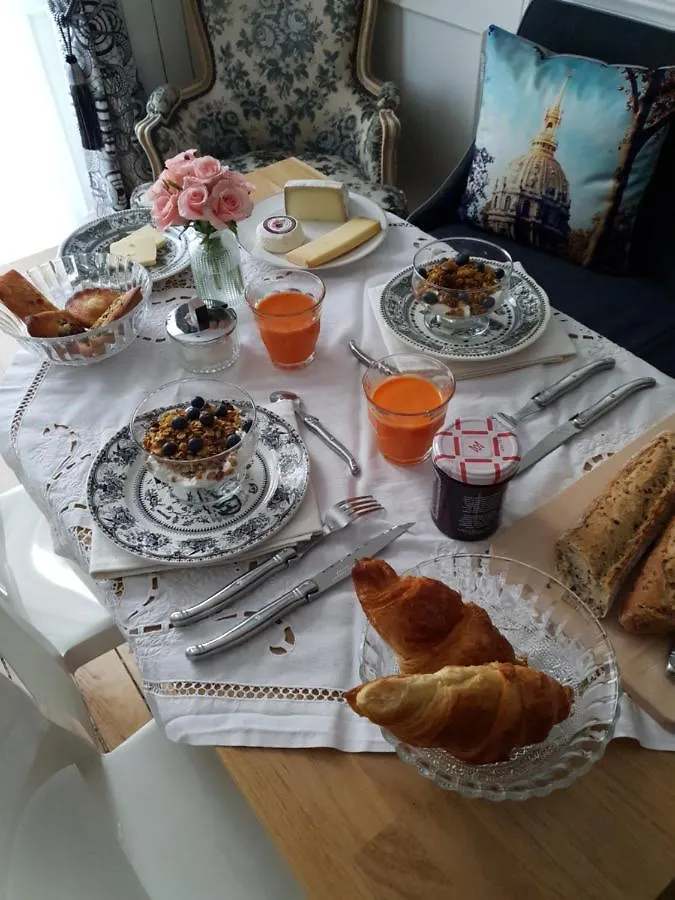 Chez Pepe Merle - Chambres D'Hotes Au Coeur De Paris Fransa